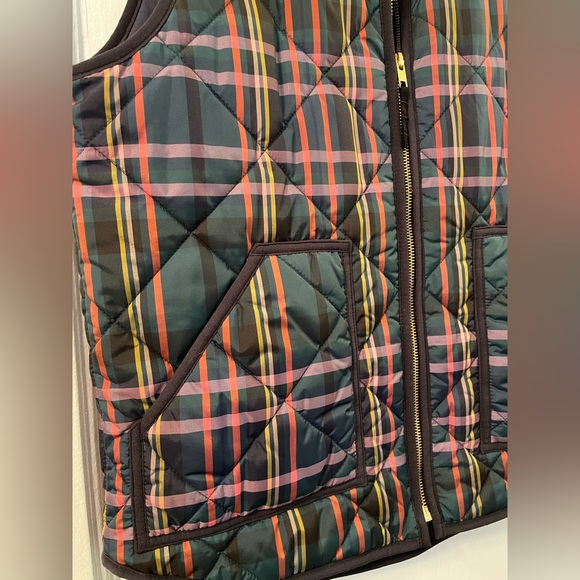 J Crew Plaid Vest size Medium - Picture 2 of 3